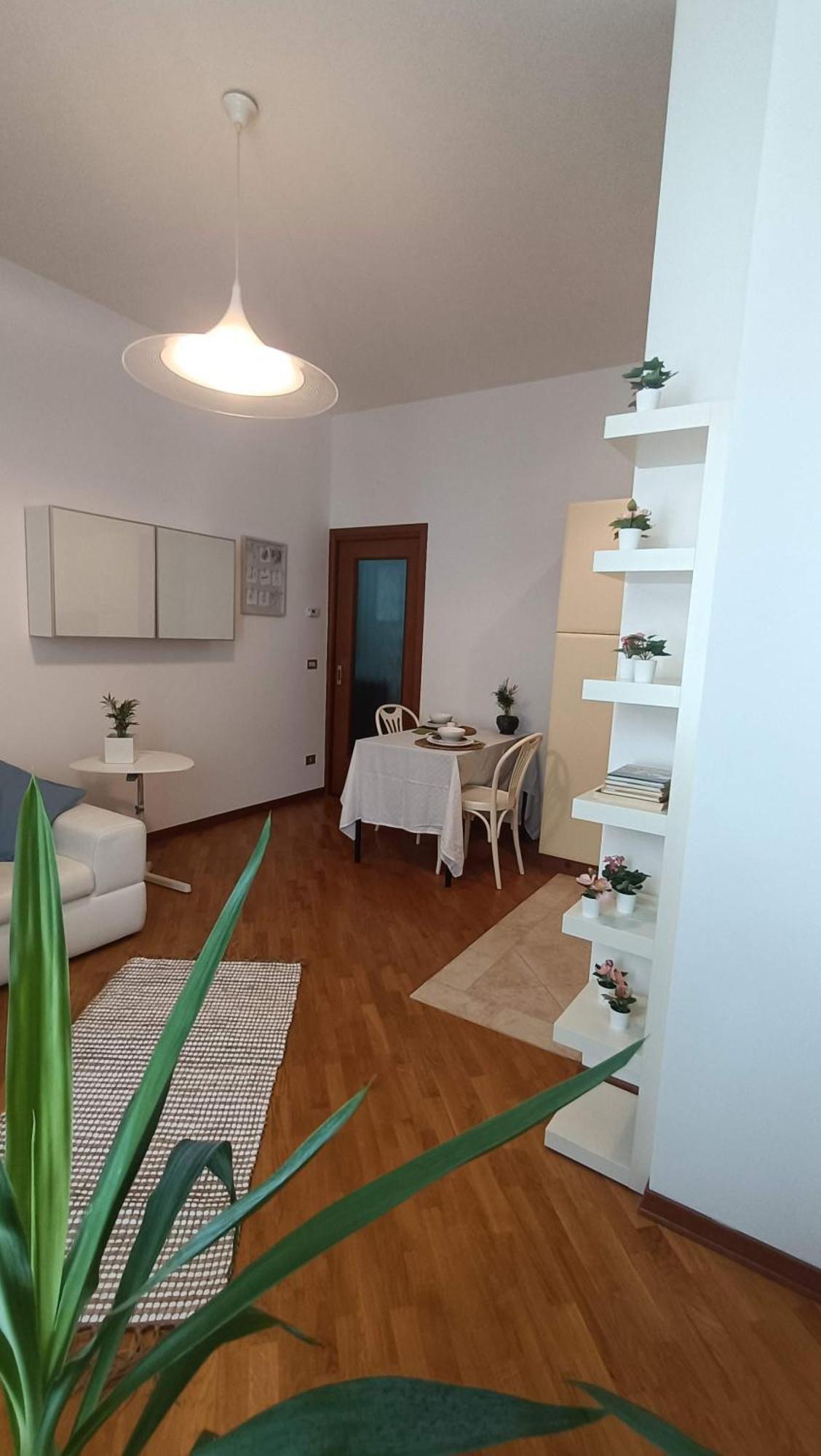 Loving My Rooms 2 - Delizioso Appartamento In Centro Gorizia Eksteriør bilde